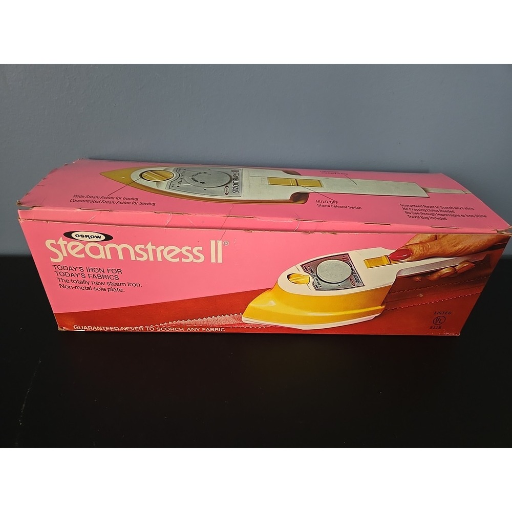 Vintage Oscrow Steamstress II 2 Lightweight Travel Steam Iron Made In The USA